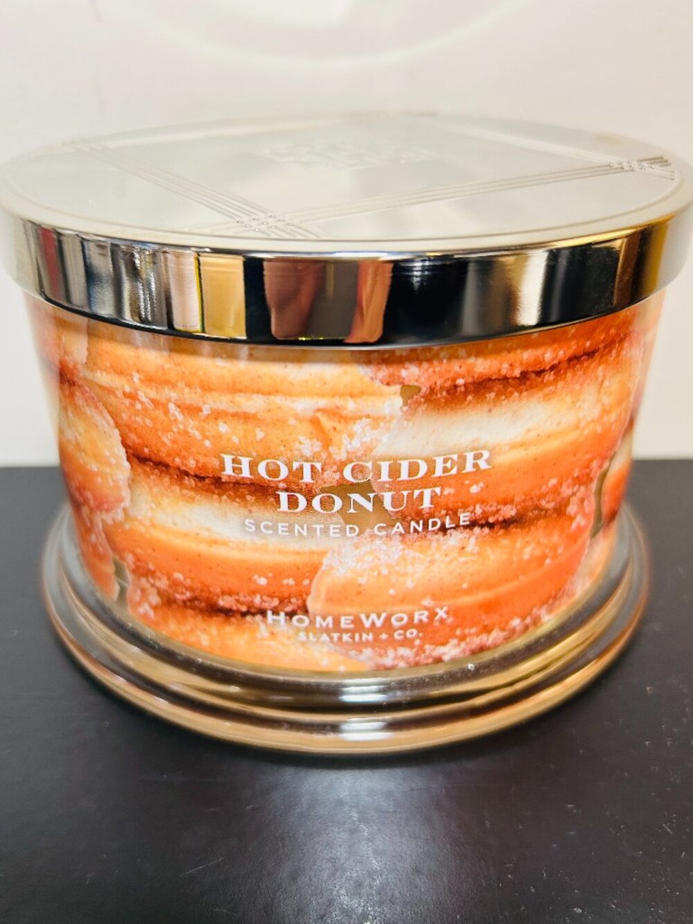 HomeWorx by Slatkin Hot Cider Donut 4-Wick 18oz Candle NEW
